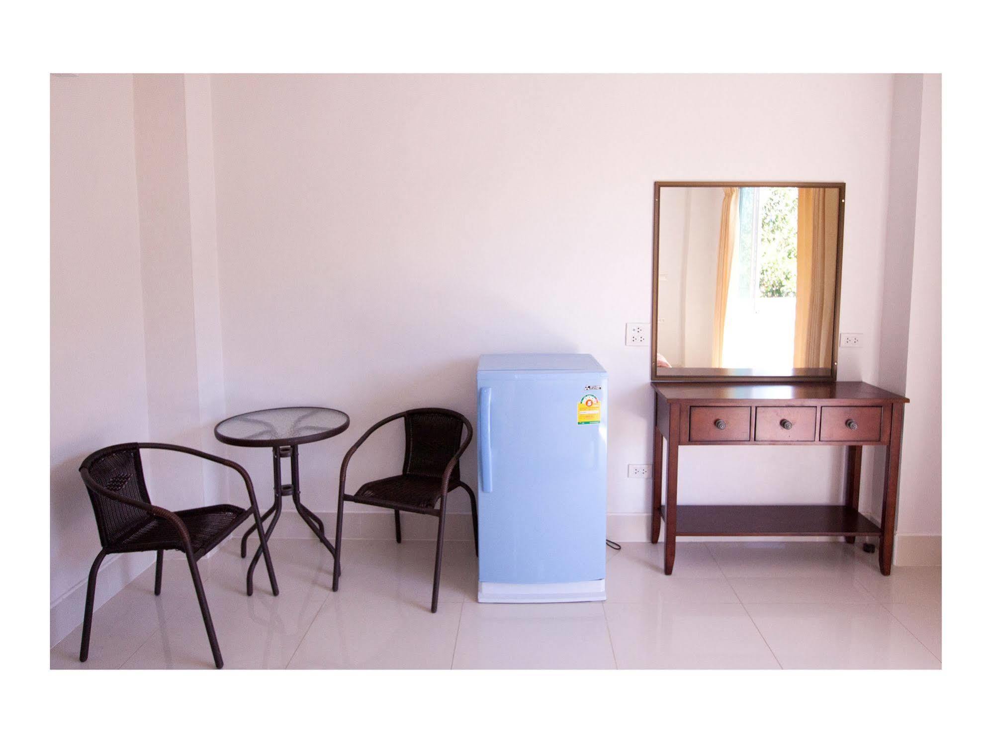นำหาสิน Hotel เกาะเต่า ภายนอก รูปภาพ